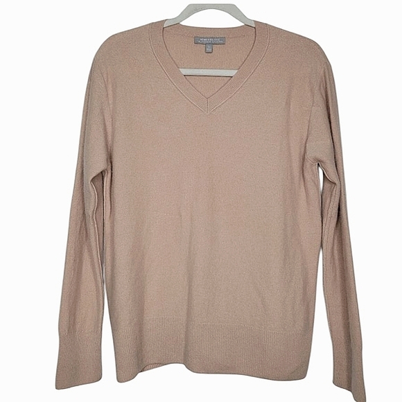 Neiman Marcus Sweaters - Neiman Marcus The Cashmere Collection V Neck Pullover Blush Pink Sweater LG
